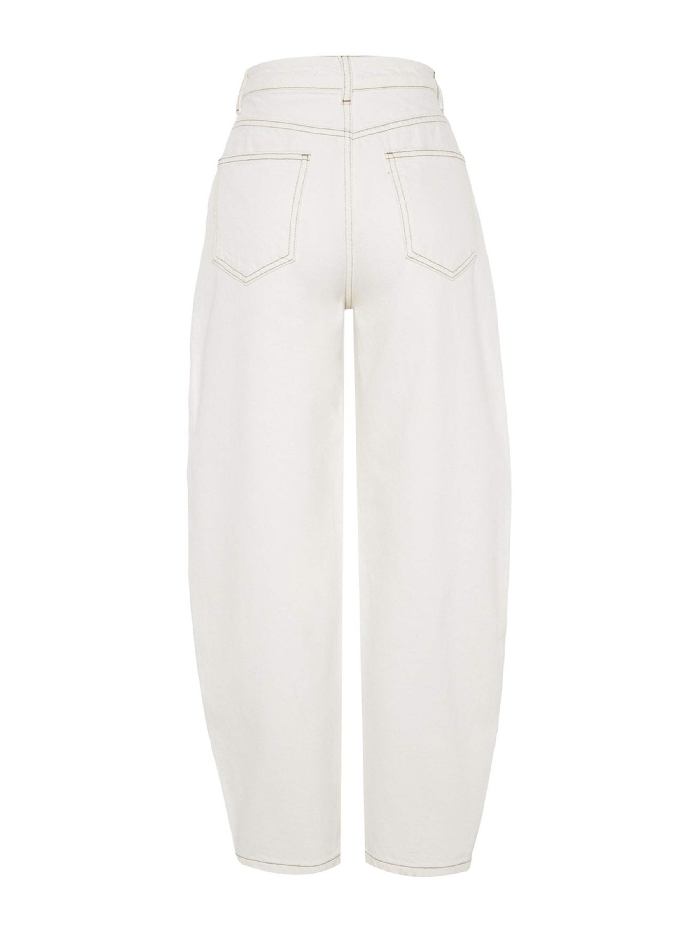 Trendyol - Tapered Vaquero en blanco