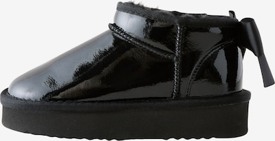 Next Saappaat värissä musta, Tuotenäkymä