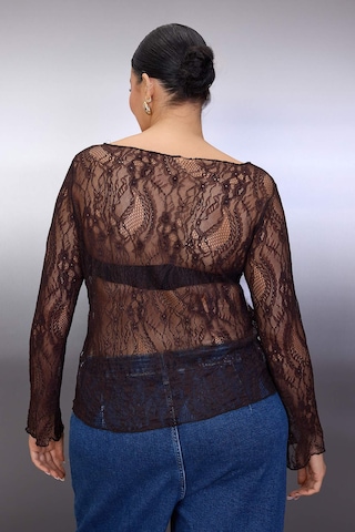 T-shirt Trendyol Curve en marron