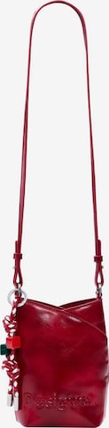 Desigual Olkalaukku värissä punainen: etupuoli