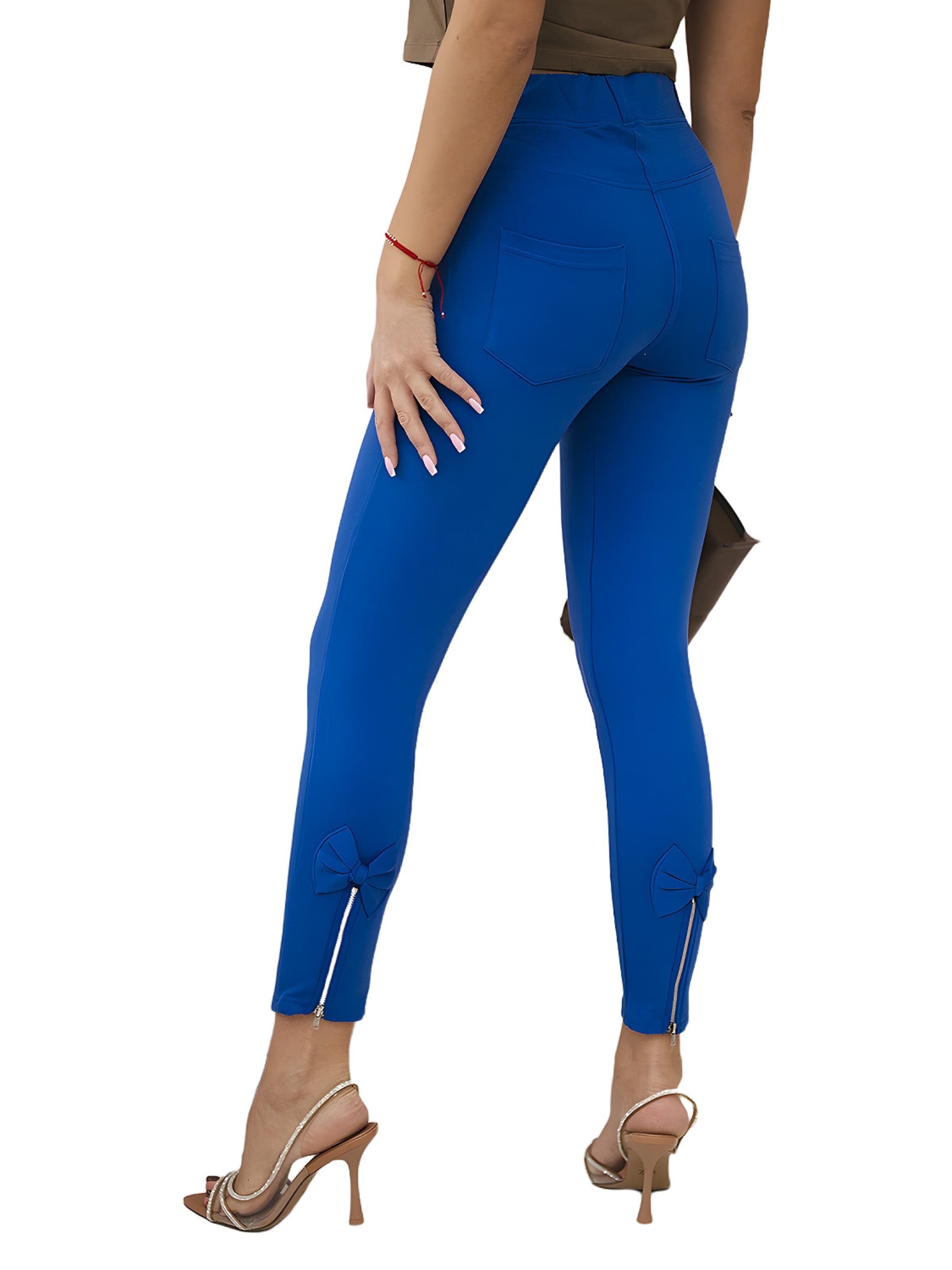 Lumera Spodnie w kolorze niebieski