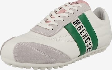 Baskets basses 'Soccer' BIKKEMBERGS en blanc : devant