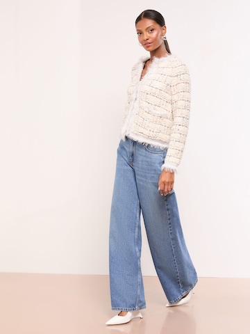 Lipsy Вязаная кофта в Серый