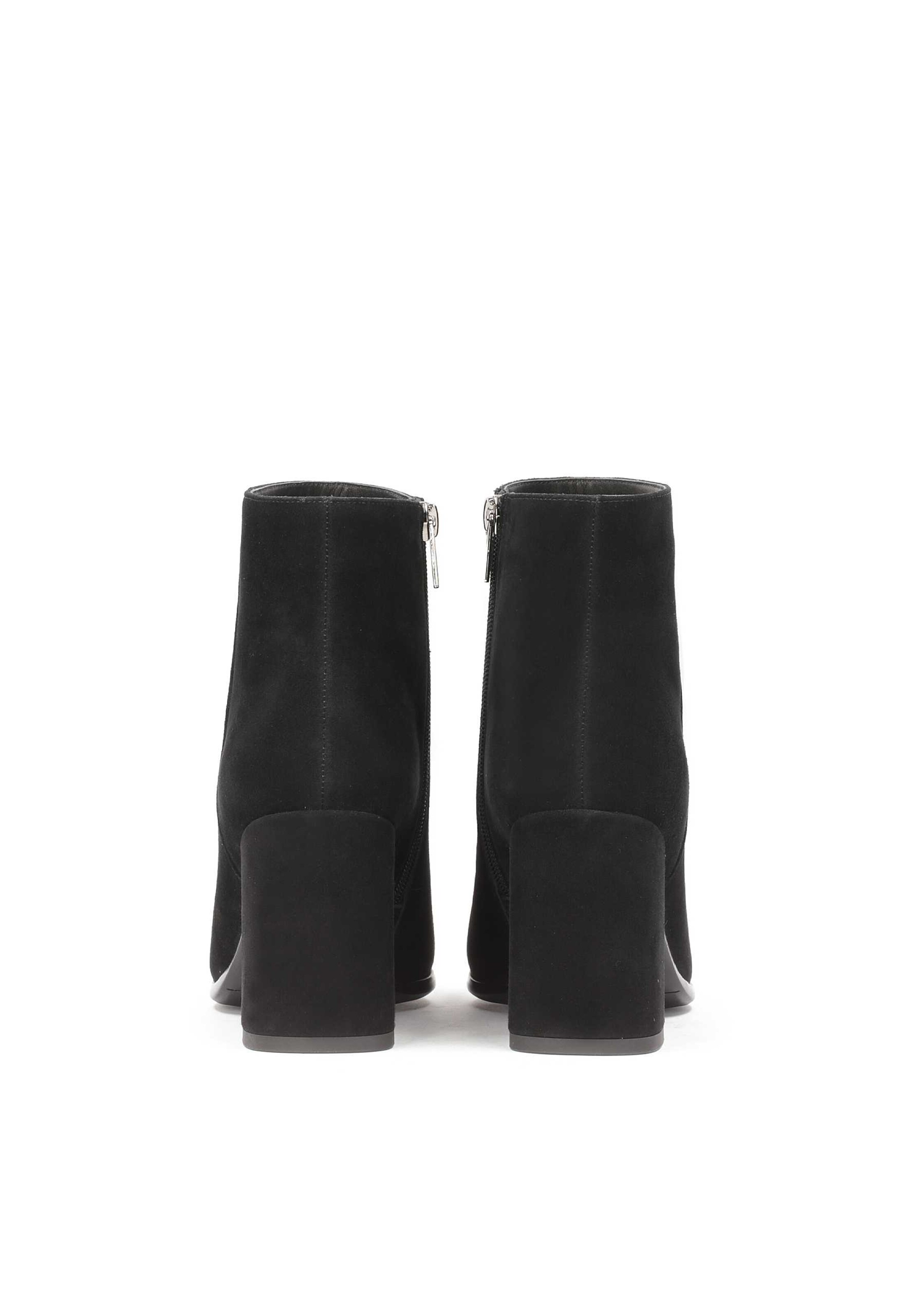 Kazar - Botas en negro