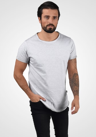 BLEND Rundhalsshirt Mino in Grau: predná strana