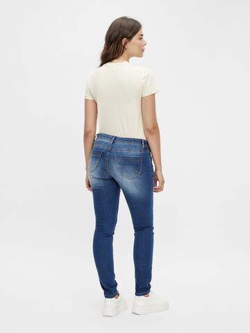 MAMALICIOUS Slimfit Jeans 'Essa' in Blau
