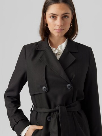 VERO MODA Between-Seasons Coat 'CELESTE' in Black