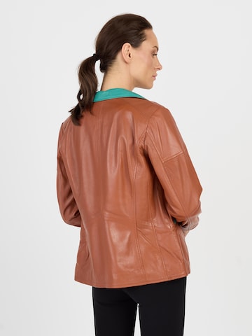 JCC Between-Season Jacket in Brown