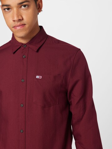 Tommy Jeans Regular fit Button Up Shirt in Red