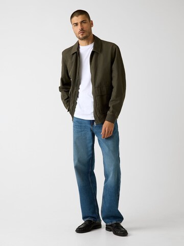 GUESS Between-Season Jacket in Green