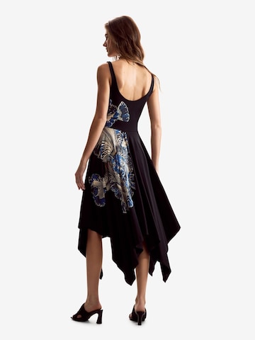 Desigual Рокля в черно