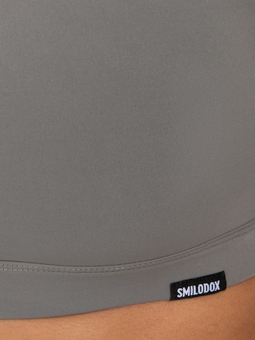 Smilodox Sports top in Grey