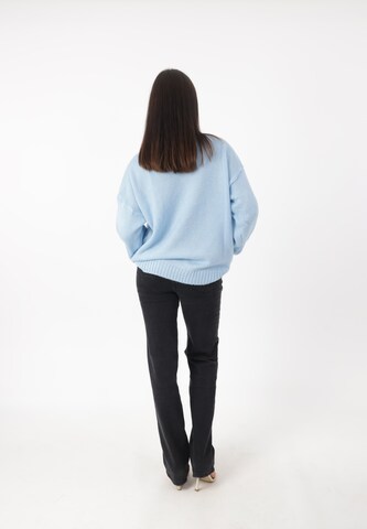 Pullover di Elara in blu