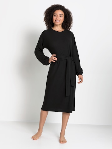 Robes en maille LASCANA en noir : devant