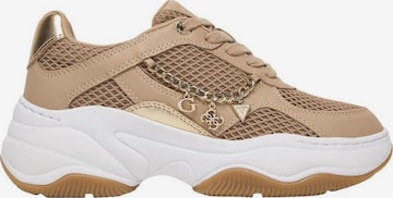 Sneaker bassa 'HARPAA FLPHAR ELE12' di GUESS in beige: frontale