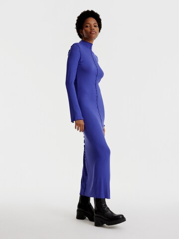 EDITED Φόρεμα 'Kelda' σε μπλε: μπροστά