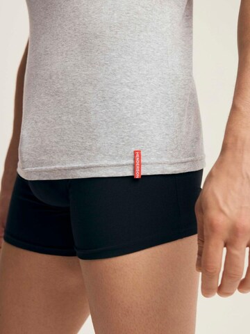 Henderson - Camiseta 'Slim-Fit-Baumwoll-T-Shirt mit Rundhals, BT-100 M' en gris