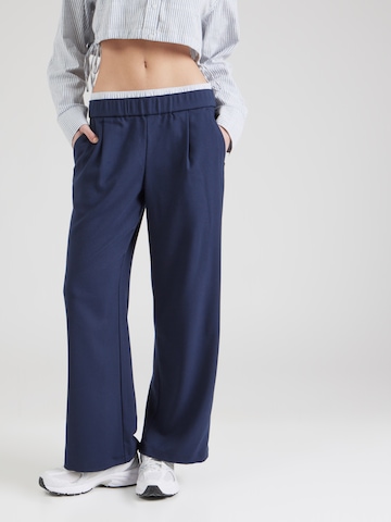 HOLLISTER Loose fit Pleat-front trousers in Blue: front