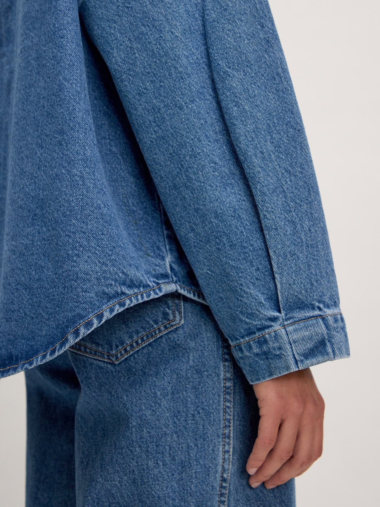 EDITED Producten Blouse 'Bristol' Blauw