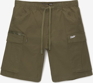 Pull&Bear Loosefit Shorts in Grün: predná strana