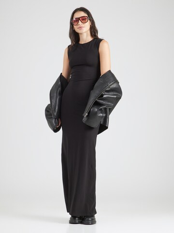 Robe de soirée WEEKDAY en noir