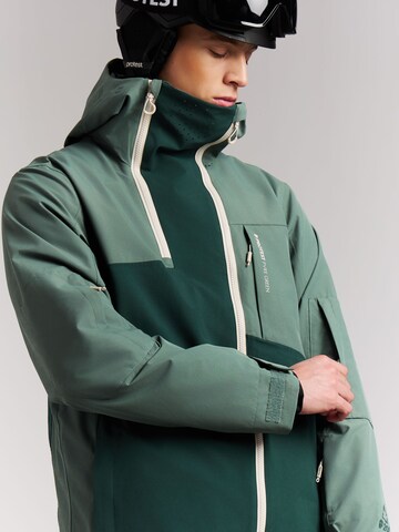Veste de sport 'PRTBrossy' PROTEST en vert