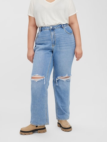 Vero Moda Curve Regular Jeans 'Kithy' in Blue: front