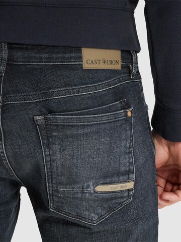 CAST IRON Tapered Farkut 'CAST IRON - Shiftback tapered fit jeans' värissä sininen