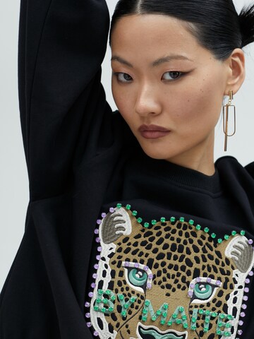 Lola Casademunt - Sudadera en negro