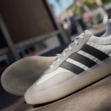 ADIDAS SPORTSWEAR Σνίκερ χαμηλό 'Barreda Decode' σε λευκό