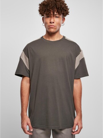 T-Shirt Urban Classics en gris : devant