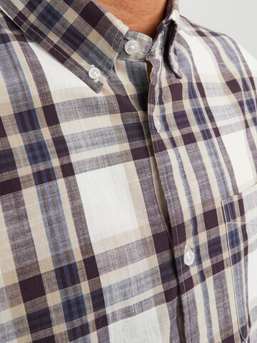 JACK & JONES Comfort fit Button Up Shirt 'Blubrook' in Brown