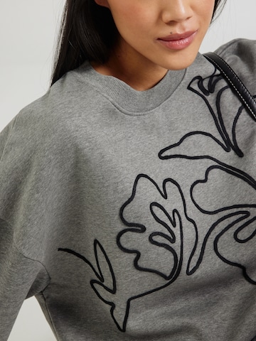 JDY Sweatshirt 'JDYCANOA' in Grey