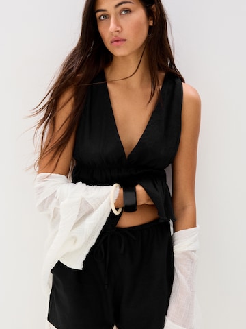Pull&Bear Blusentop in Schwarz