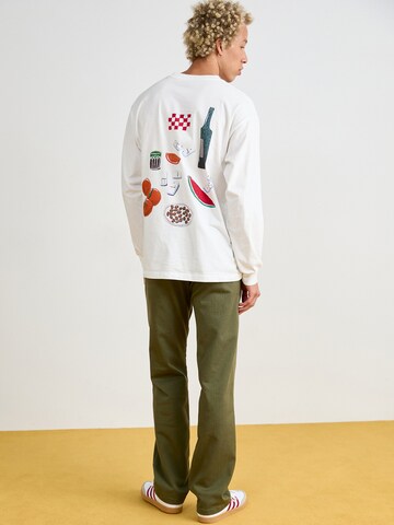 ALPHA INDUSTRIES Regular Chino trousers in Green: back