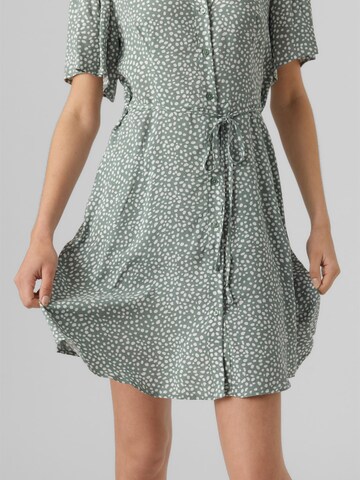 Robe-chemise 'ALBA' VERO MODA en vert