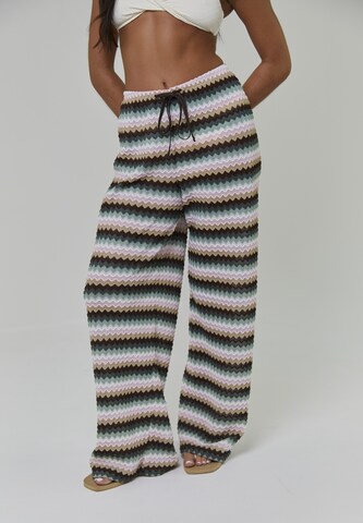 Wide Leg Pantalon South Beach en marron : devant