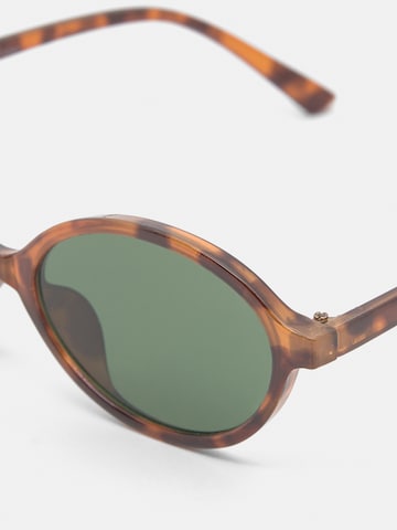 Occhiali da sole di Pull&Bear in colori misti