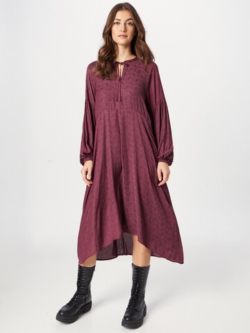 Robe 'Emey' KAREN BY SIMONSEN en rouge : devant