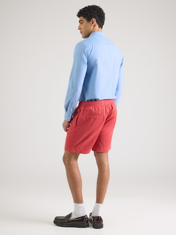 GANT Regular Shorts in Rot