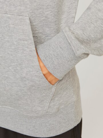 JACK & JONES - Sudadera en gris