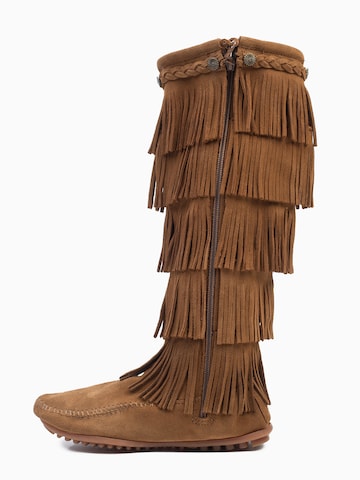 Minnetonka Stiefel in Braun