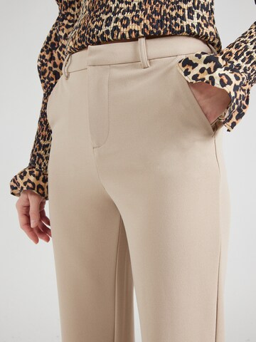 ONLY Regular Broek 'ONLRaffy-Yo' in Beige