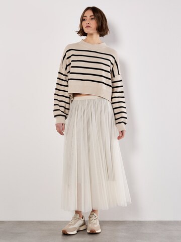 Apricot Sweater in Grey