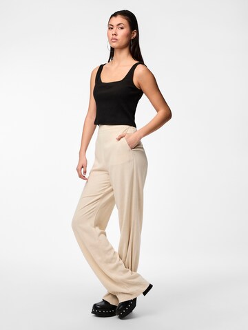 Wide leg Pantaloni 'VINSTY' de la PIECES pe bej