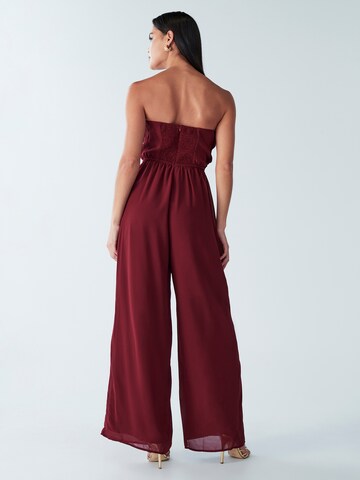 BWLDR - Jumpsuit 'Alias' en rojo: atrás