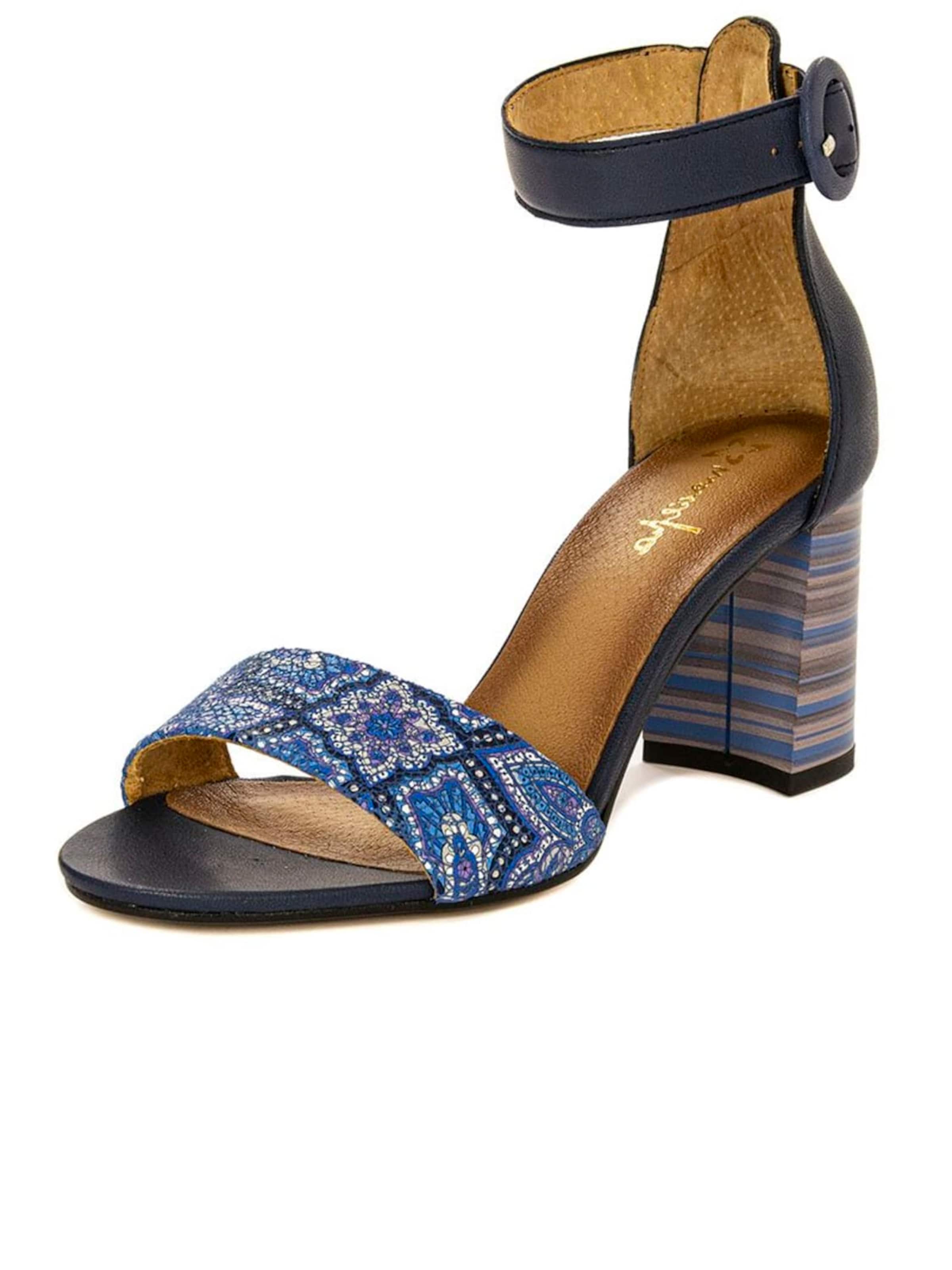 Maciejka Sandal '04235-17/00-5' in Blue: front