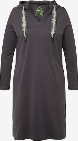 LAURASØN Dress in Grey: front