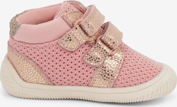 Chaussure basse 'Tristan Pearl' WODEN Kids en rose