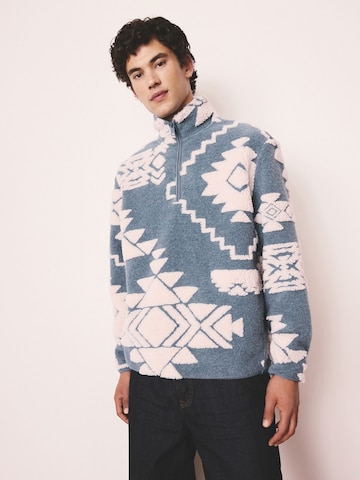 Next Pullover in Blau